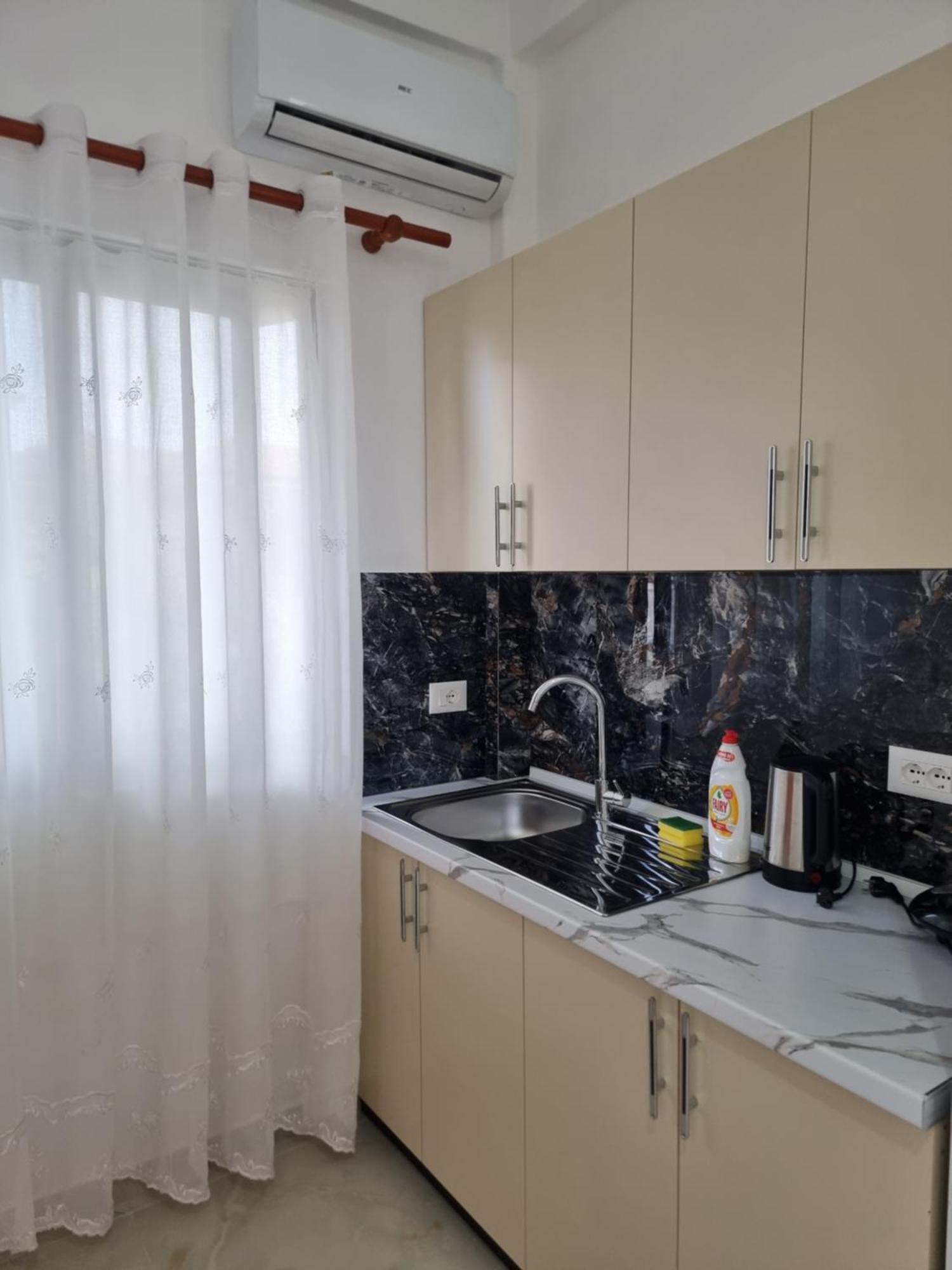 Rooms For Rent دراس المظهر الخارجي الصورة